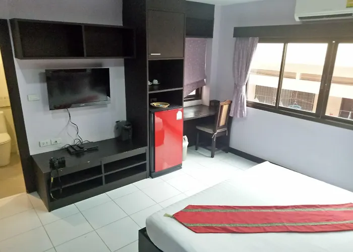 ZIP Hotel&Restaurant Pattaya