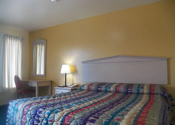 Sleepy Traveler Motel Wagoner