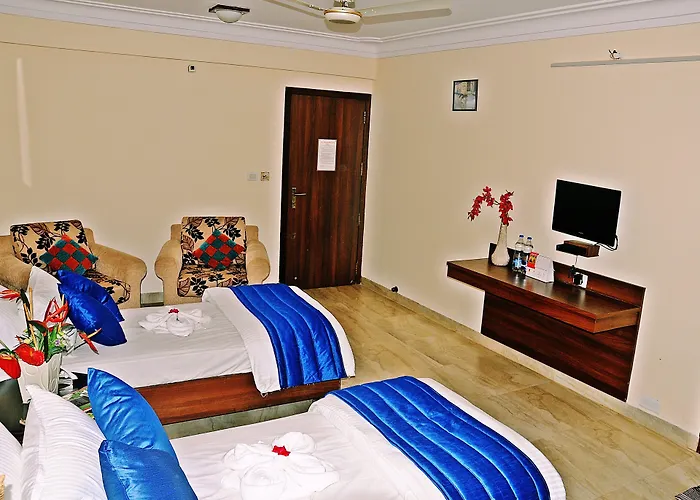 Hotel Mookambika Palace Kolluru