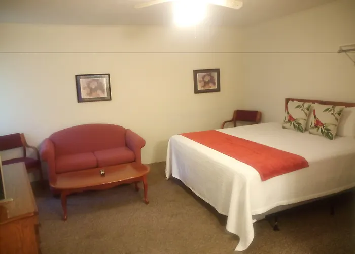 Meadowlark Motel With Restaurant & Bar Maggie Valley