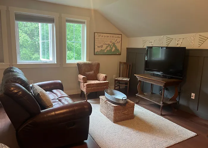 Snowgoose Pond Bed & Breakfast Palmer