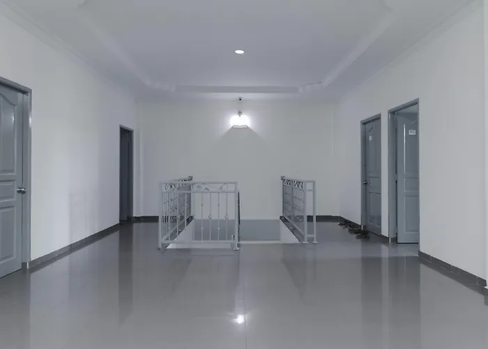 Reddoorz Plus Near Batam City Square