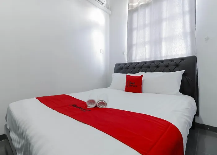 Reddoorz Plus Near Batam City Square