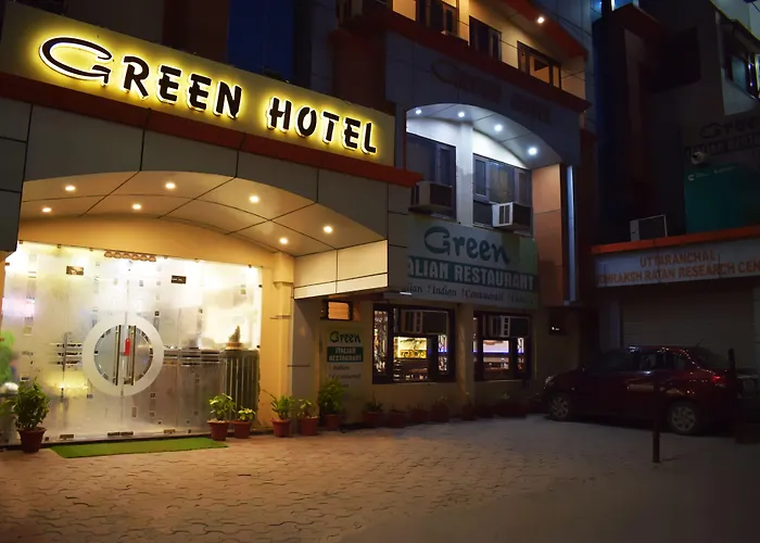Hotel Green Tapovan
