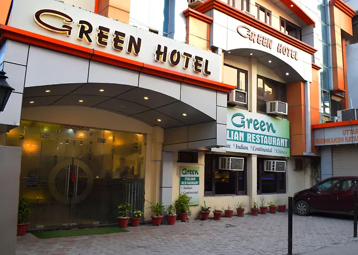 Hotel Green Tapovan