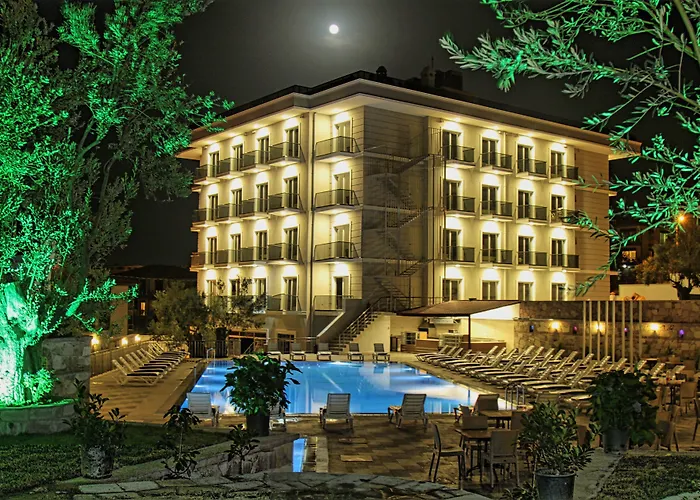 Elisa Hotel Ayvalik