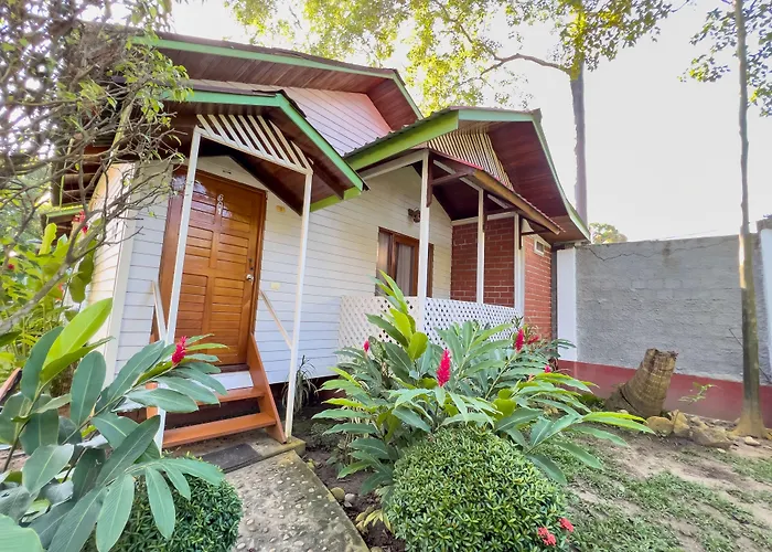 Los Gavilanes Hotel Pucallpa