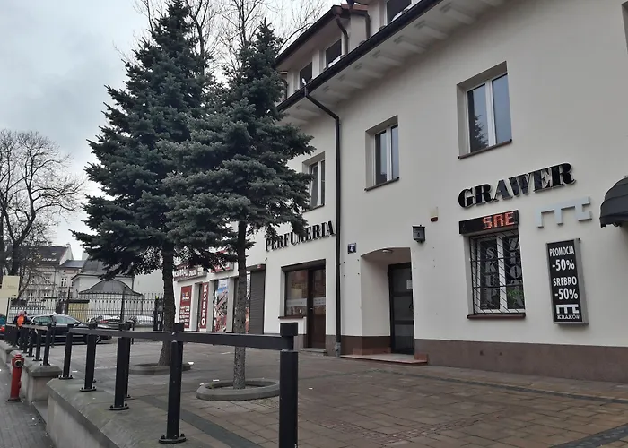 Cracow Central Aparthotel Краків