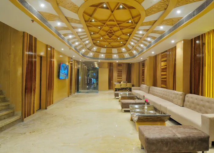 Hotel The Gold Regency - 02 Mins From New Delhi Railway Station