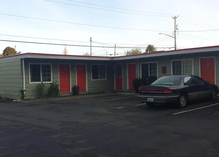 Shiny Motel Hoquiam
