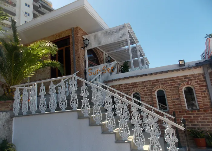 Sunset Suites Sarandë