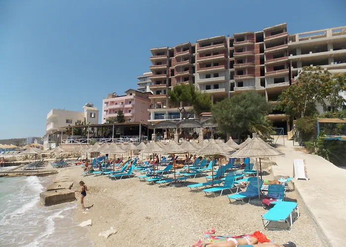 Oceanic Overview Suites Sarandë