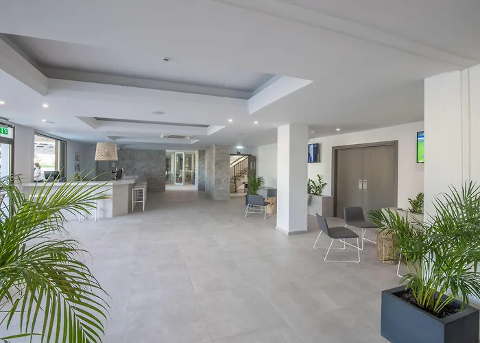 Narcissos Waterpark Resort Protaras