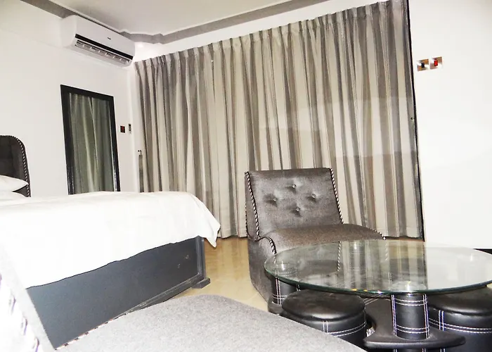 Econo Lodge Dar es Salaam
