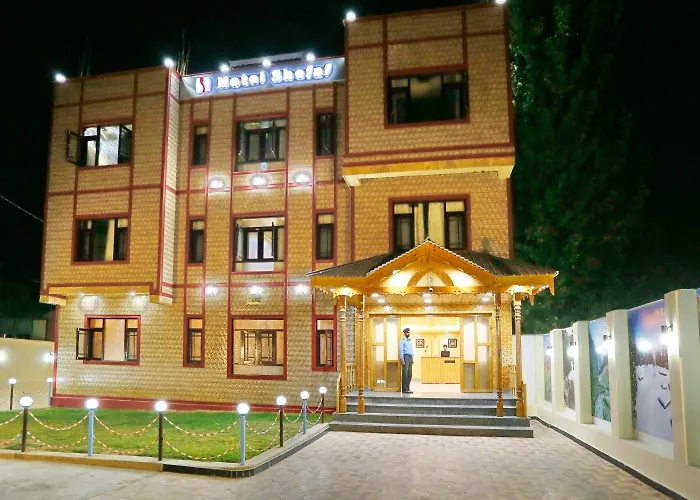 Hotel Shefaf Srinagar 
