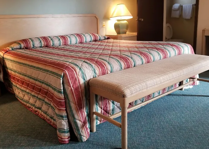 Corning Gatehouse Motel