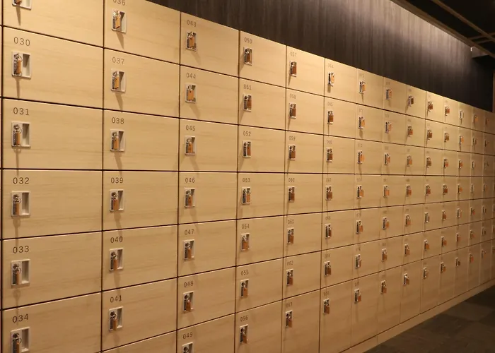 Cabin & Capsule Hotel J-Ship Osaka Namba