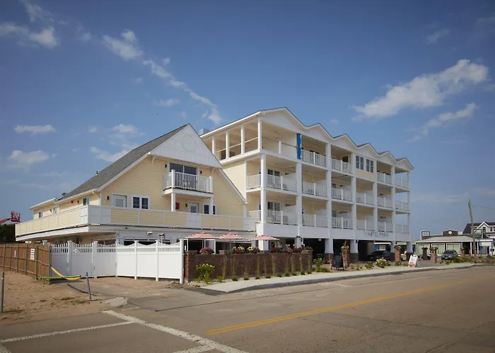 The Hotel Maria Westerly