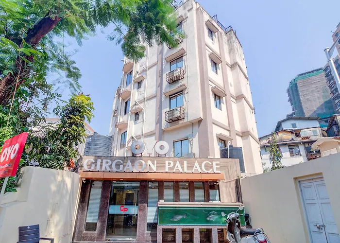 Oyo 9748 Hotel Girgaon Palace Mumbai