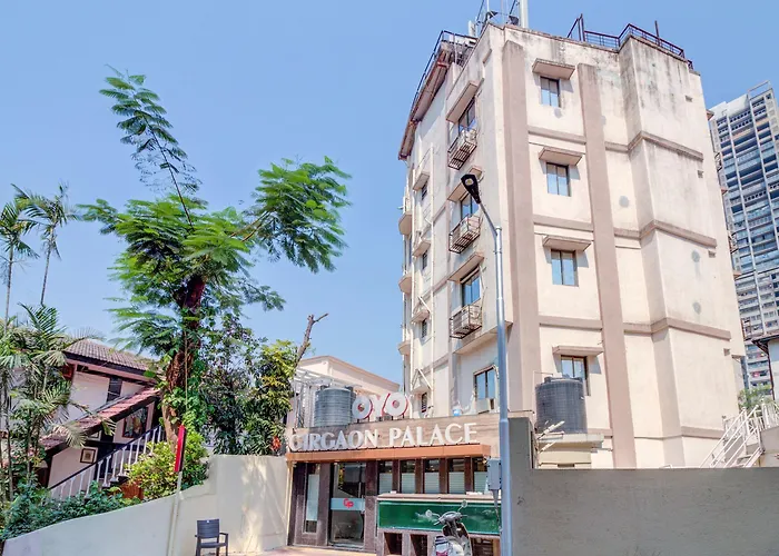 Oyo 9748 Hotel Girgaon Palace Mumbai