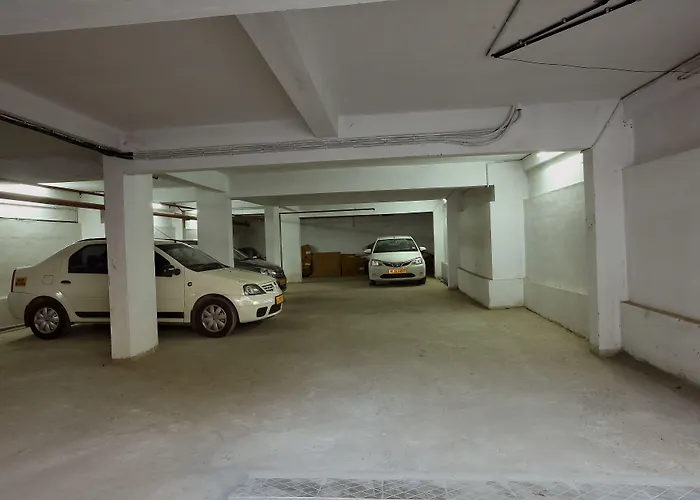 Prime Palace Hotel - Mg Road Kochi