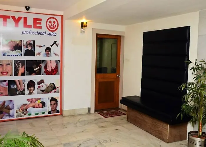 Hotel Prag Continental Guwahati