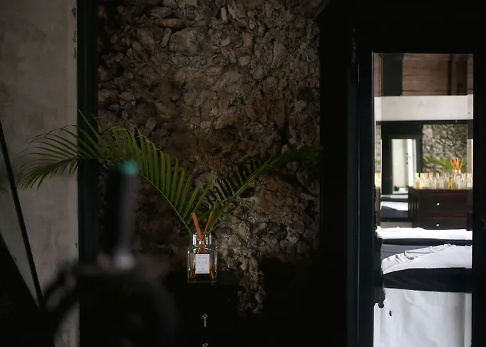 Coqui Coqui Casa De Los Santos Izamal - The Only One Suite Collection