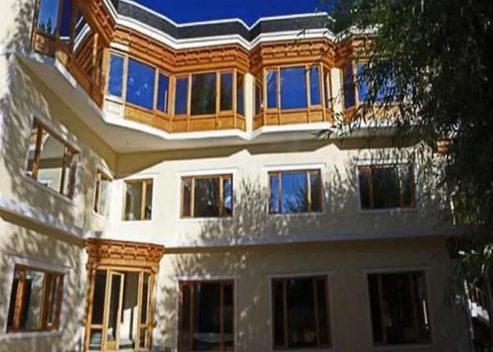 Karakoram Hotel Leh