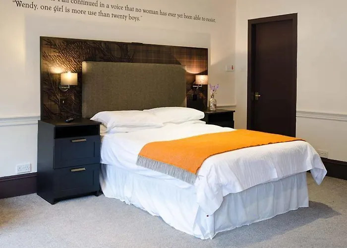 Thrums Hotel, Kirriemuir