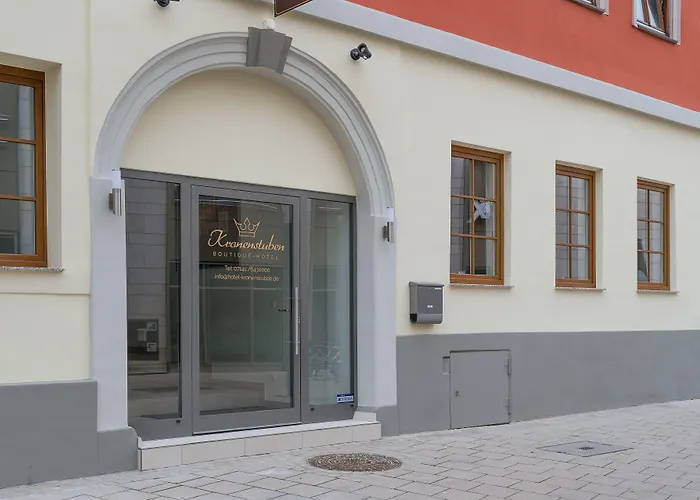 Boutique-Hotel Kronenstuben - Unschlagbare Zentrumsnaehe Direkt Am Marstall & Marktplatz - Schloss In 3 Min - Fruehstueck - Langzeitmiete Ludwigsburg
