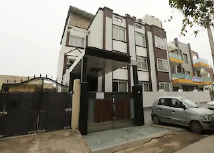 Super Hotel O The Avenue Residency Gurgaon