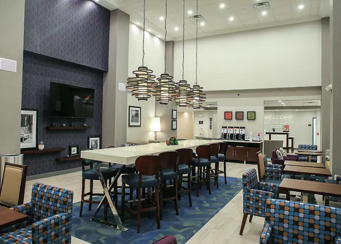 Hampton Inn & Suites Mount Laurel/Moorestown