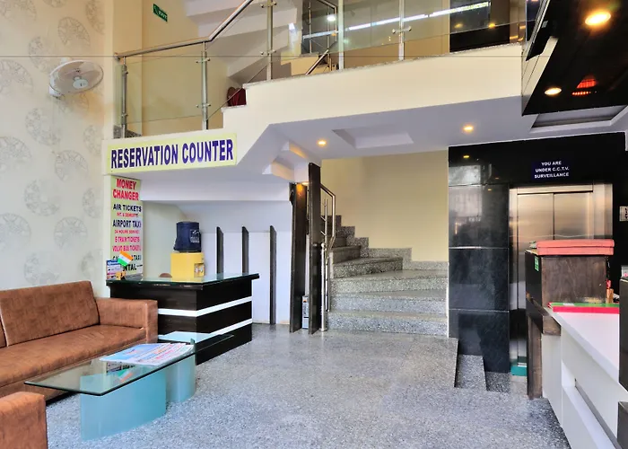 Hotel Gold Star Inn - Paharganj New Delhi