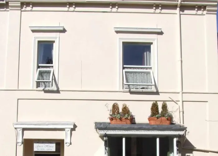 Hedley Villa Guest House Leamington Spa