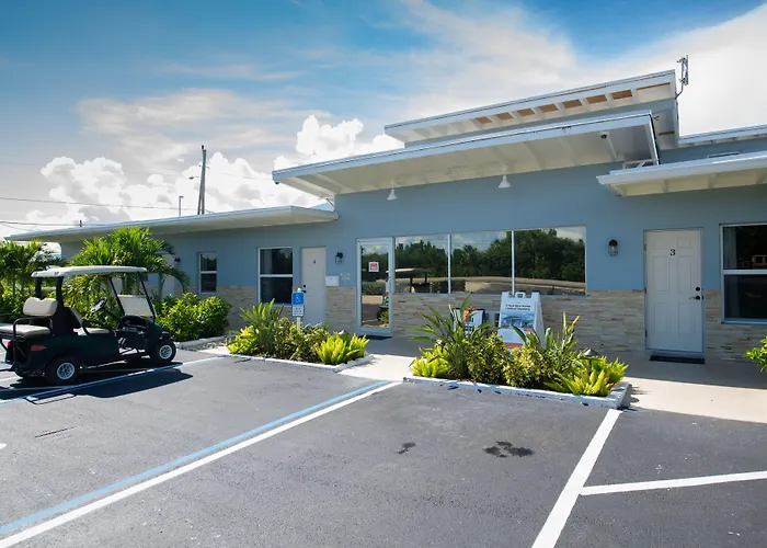 Sun Outdoors Marathon Hotel