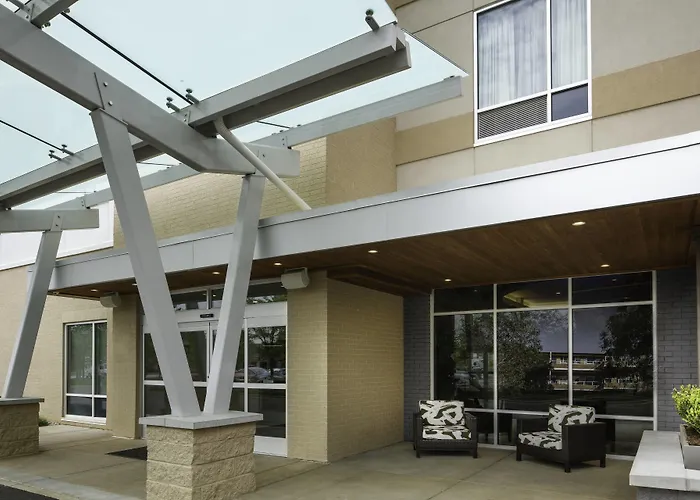 Fairfield Inn & Suites By Marriott Louisville Northeast