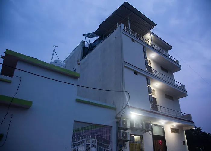 Oyo 9123 Baghban Residency Hotel Gwalior