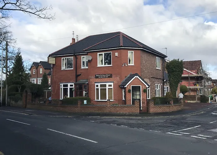 Butterfly Guest House Cheadle 