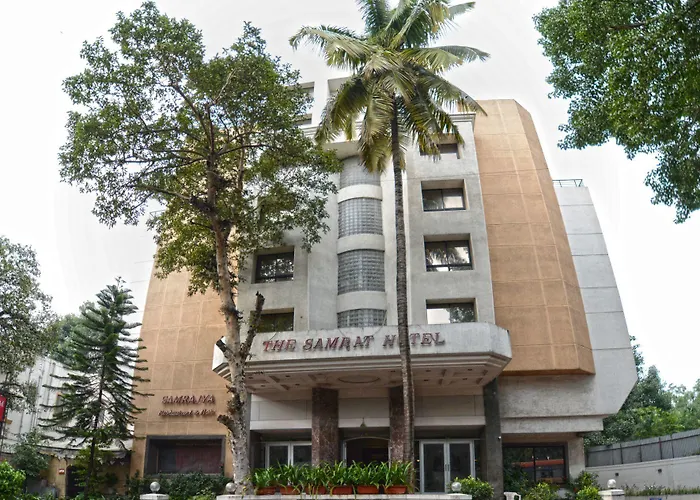 The Samrat Hotel Near Pune Railway Station