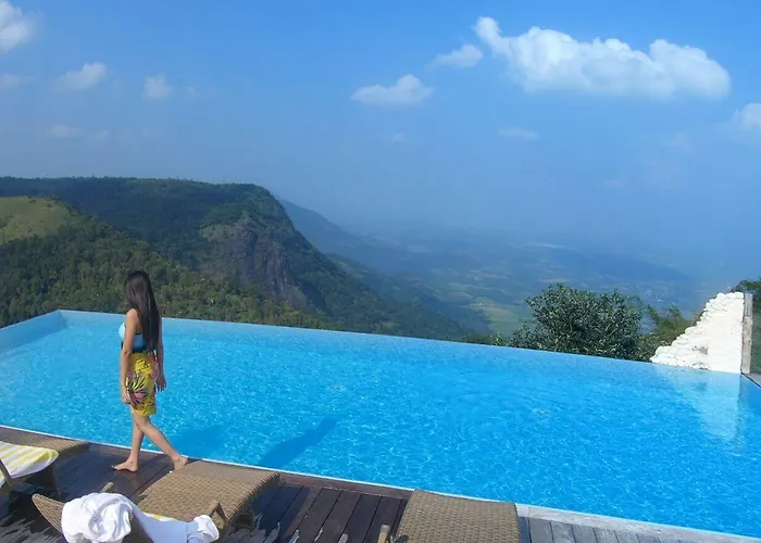 Hills & Hues Hotel Kumily