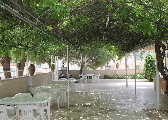 Altınyaz Hotel Çeşme