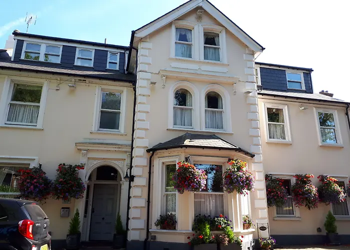 Canterbury Lodge