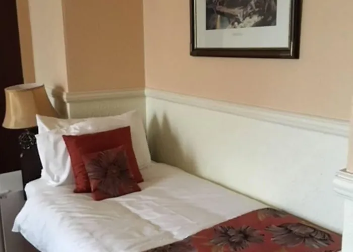 Crown Guest House Aberdeen