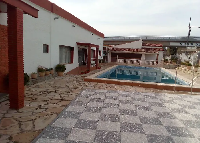 Hostal Lleida Calafell