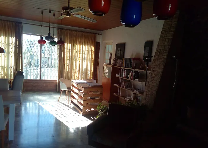 Hostal Lleida Calafell