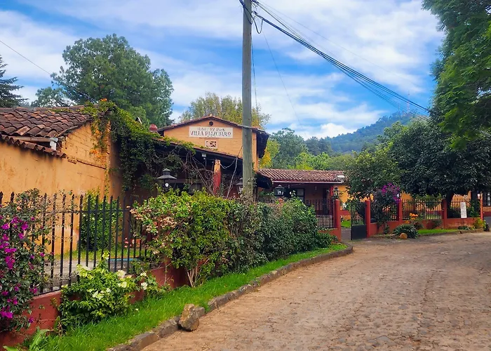 Villa Patzcuaro Garden Hotel&RV Park