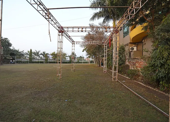 Oyo 10967 Dhola Maru Resort Kota 