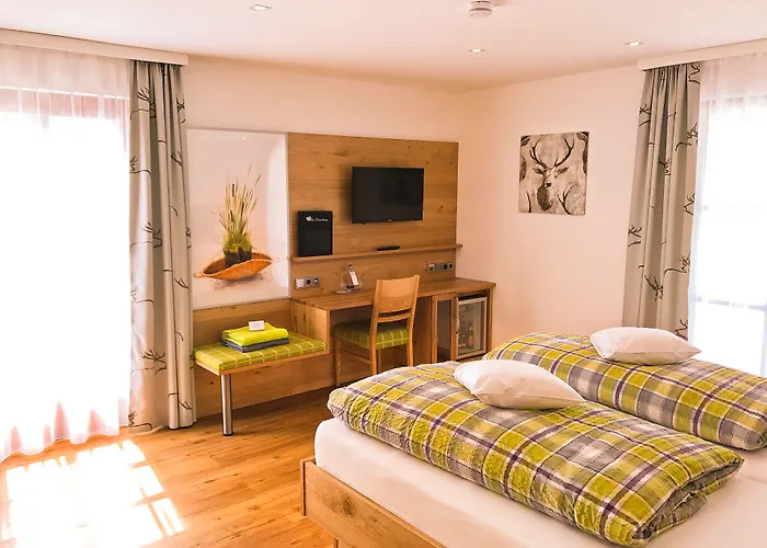Hotel am Wiesenhang - Garni 3 Sterne Superior Bad Kohlgrub