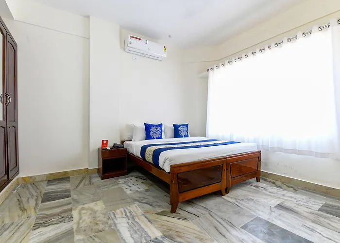 Oyo 11328 Hotel Chandrika Residency Kochi