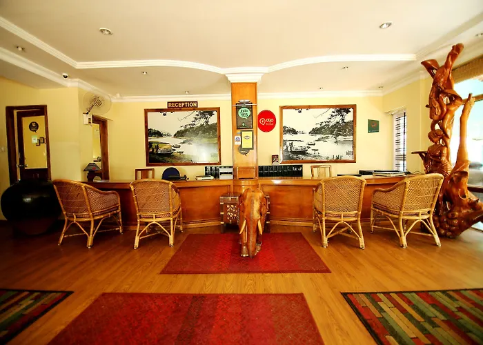 Oyo 2887 Hotel Sn International Kumily